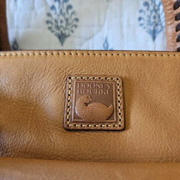 Dooney & Bourke Medium Pocket Satchel Tan Leather Tassel Bag Crossbody 8L977 - Picture 16 of 16